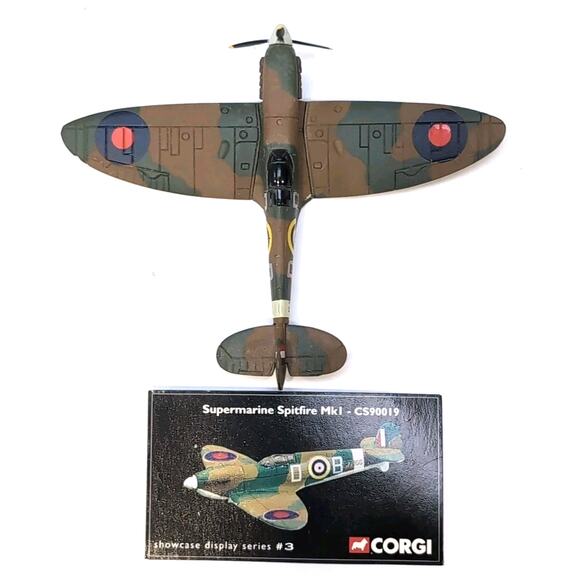 Corgi WWII Die-Cast Aircraft Lot of 6 Aviation Archive Spitfire Messerschmitt + - Picture 14 of 16